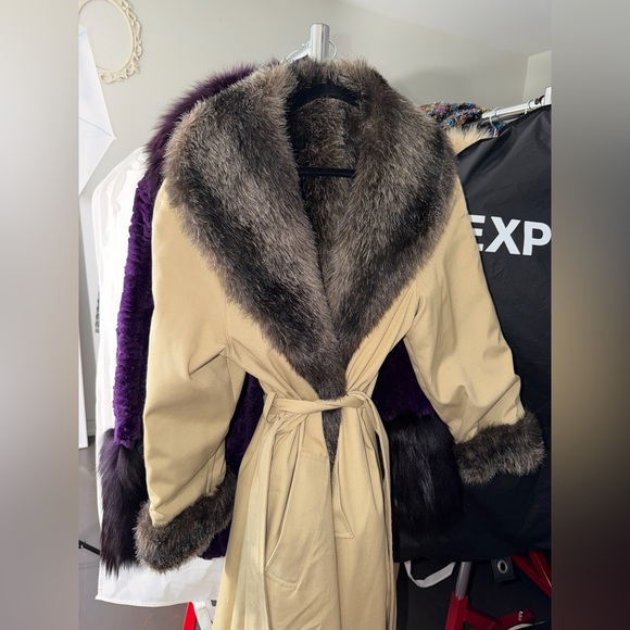 Country pacer tan real fur coat - Picture 2 of 9